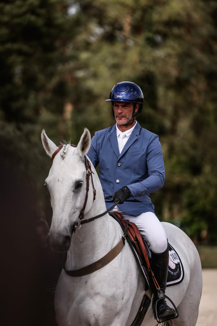 Ventilated show jacket with laser perforations