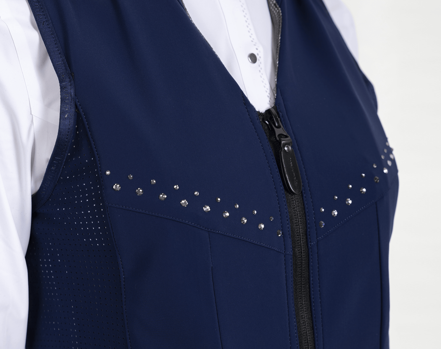Luxury air vest for equestrians 