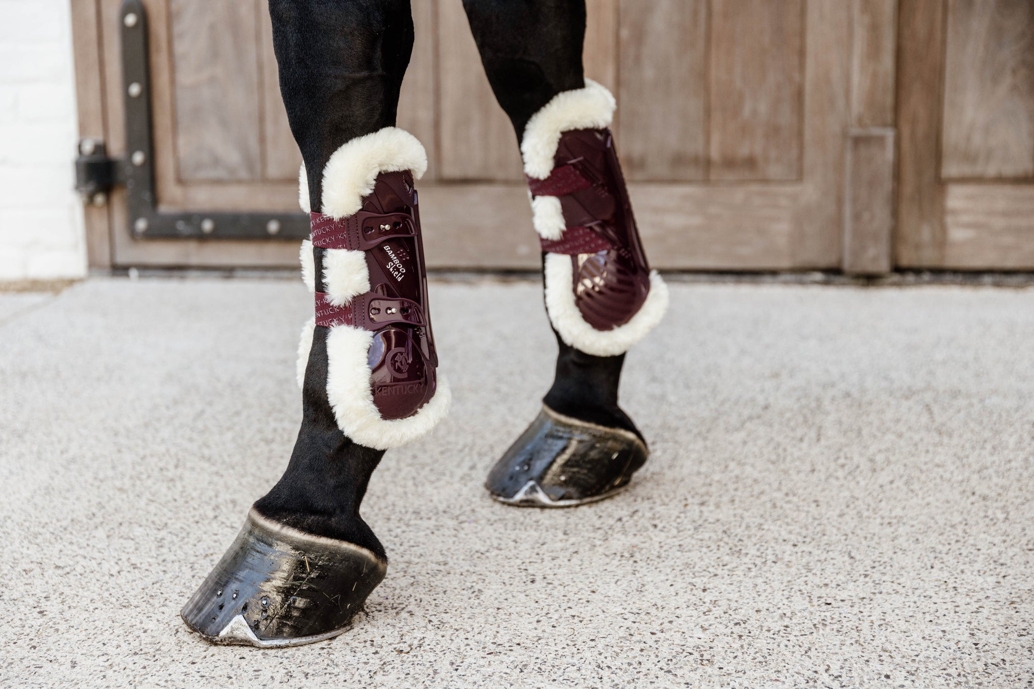 Sheepskin shop tendon boots