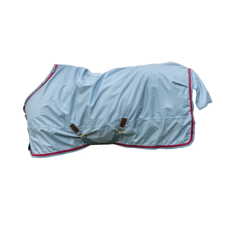 heavy-duty outdoor horse rug with seamless back and breathable design