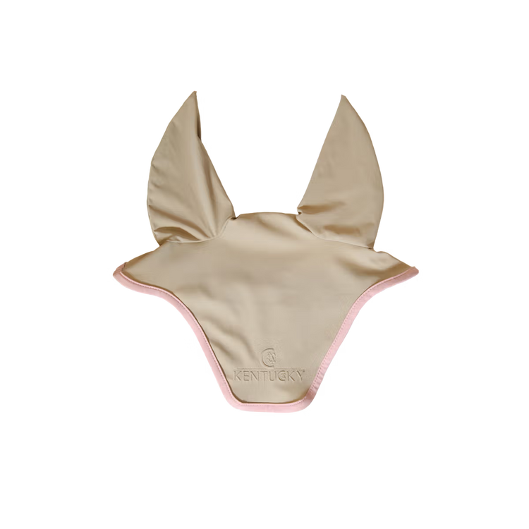 Stylish fly veil matching saddle pad