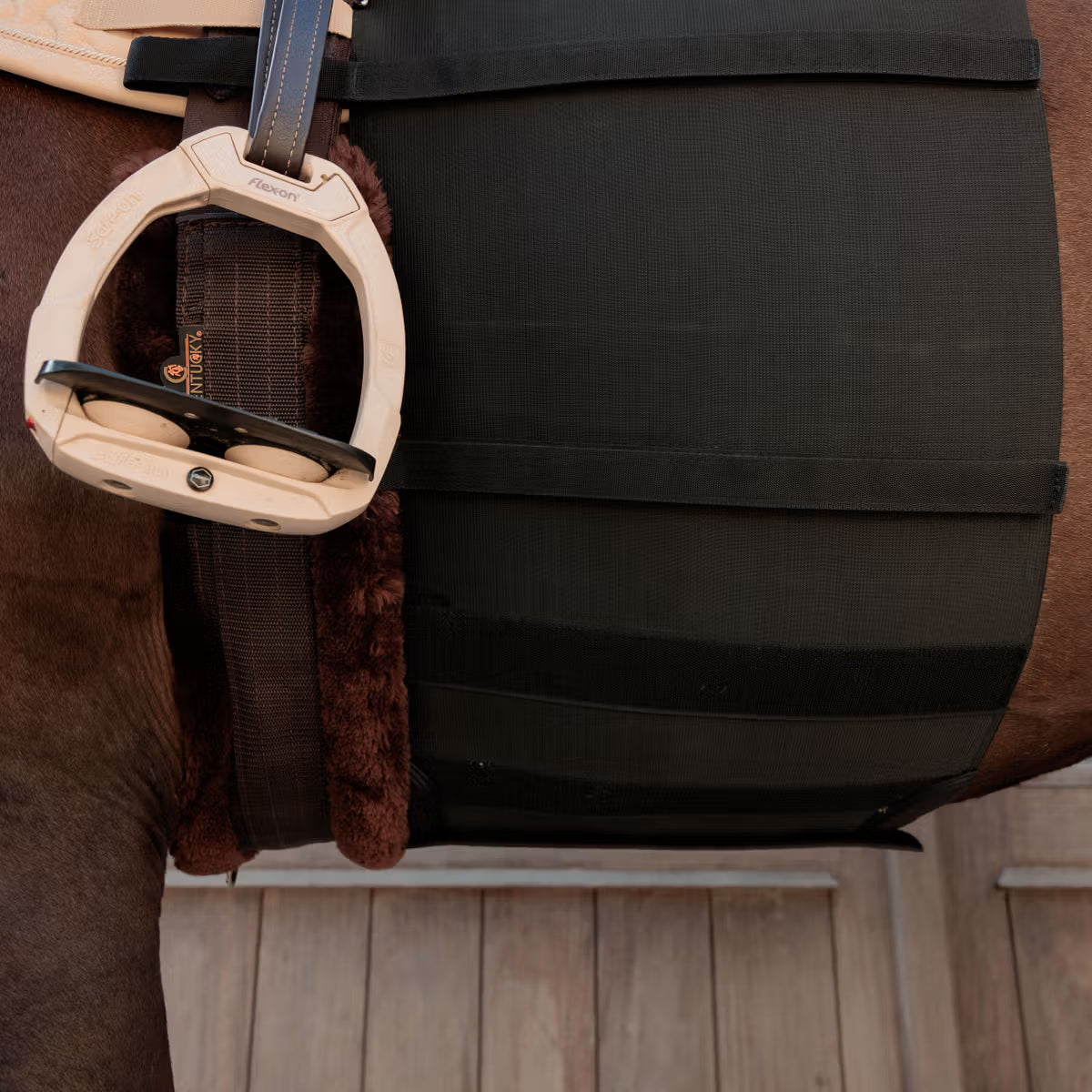 Kentucky belly band for sensitive horses