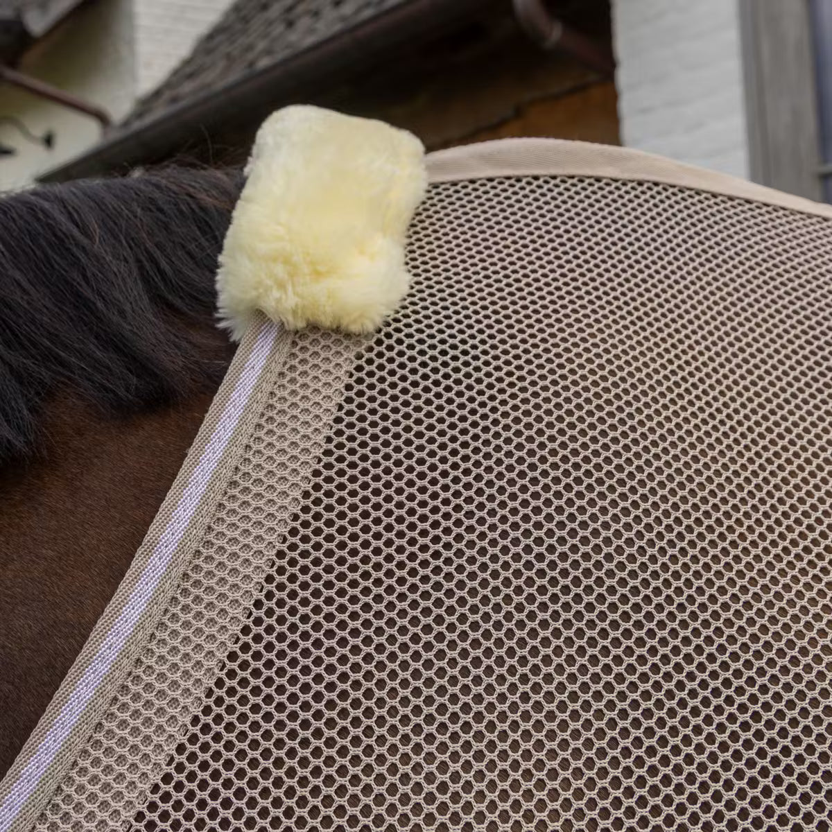 Kentucky fly sheet with belly cover and comfort closure