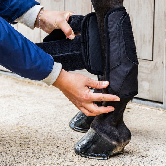 Kentucky front boots with 3D spacer technology