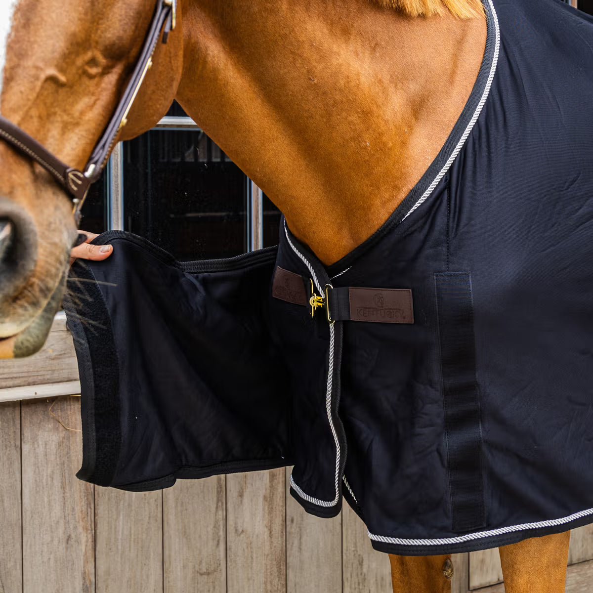 Kentucky prize giving fleece rug with branding patch