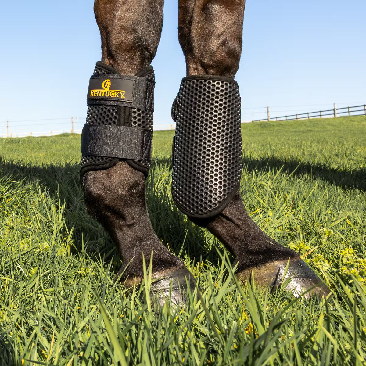 Kentucky ProAir boots with Velcro straps