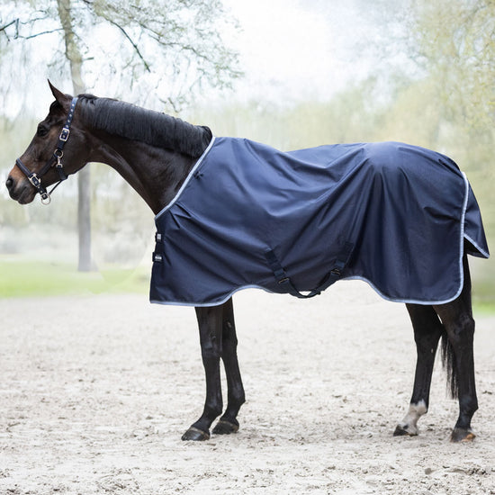outdoor horse rug