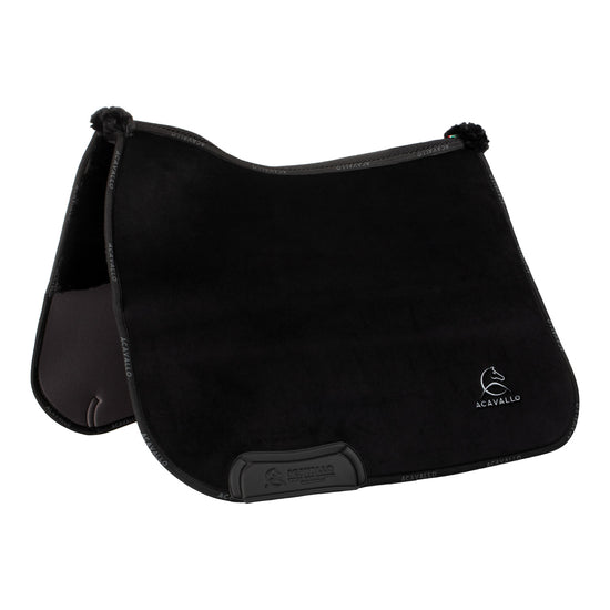 Anatomic saddle pad for sensitive skinned horses