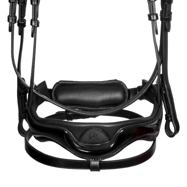 Handcrafted leather bridle for comfort and performance