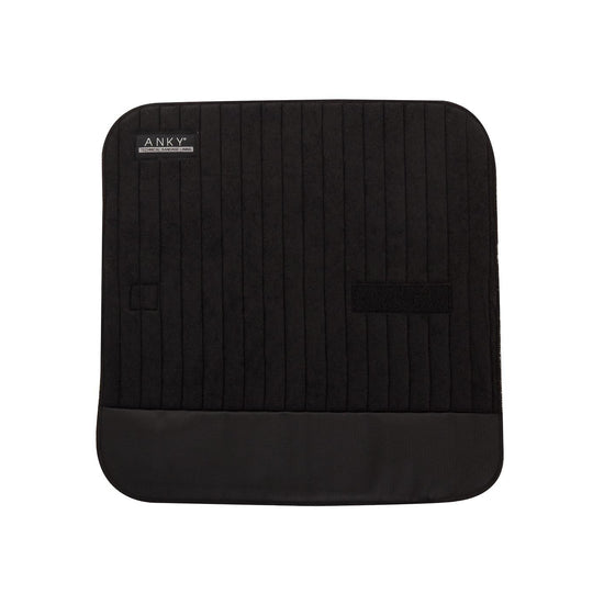 Breathable bandage pads for horses