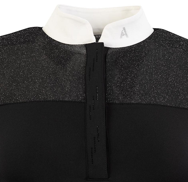 Close up of Anky show shirt