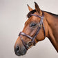    Broadened noseband and browband for a refined, premium look.