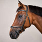 brass buckles for a classic and robust finish
