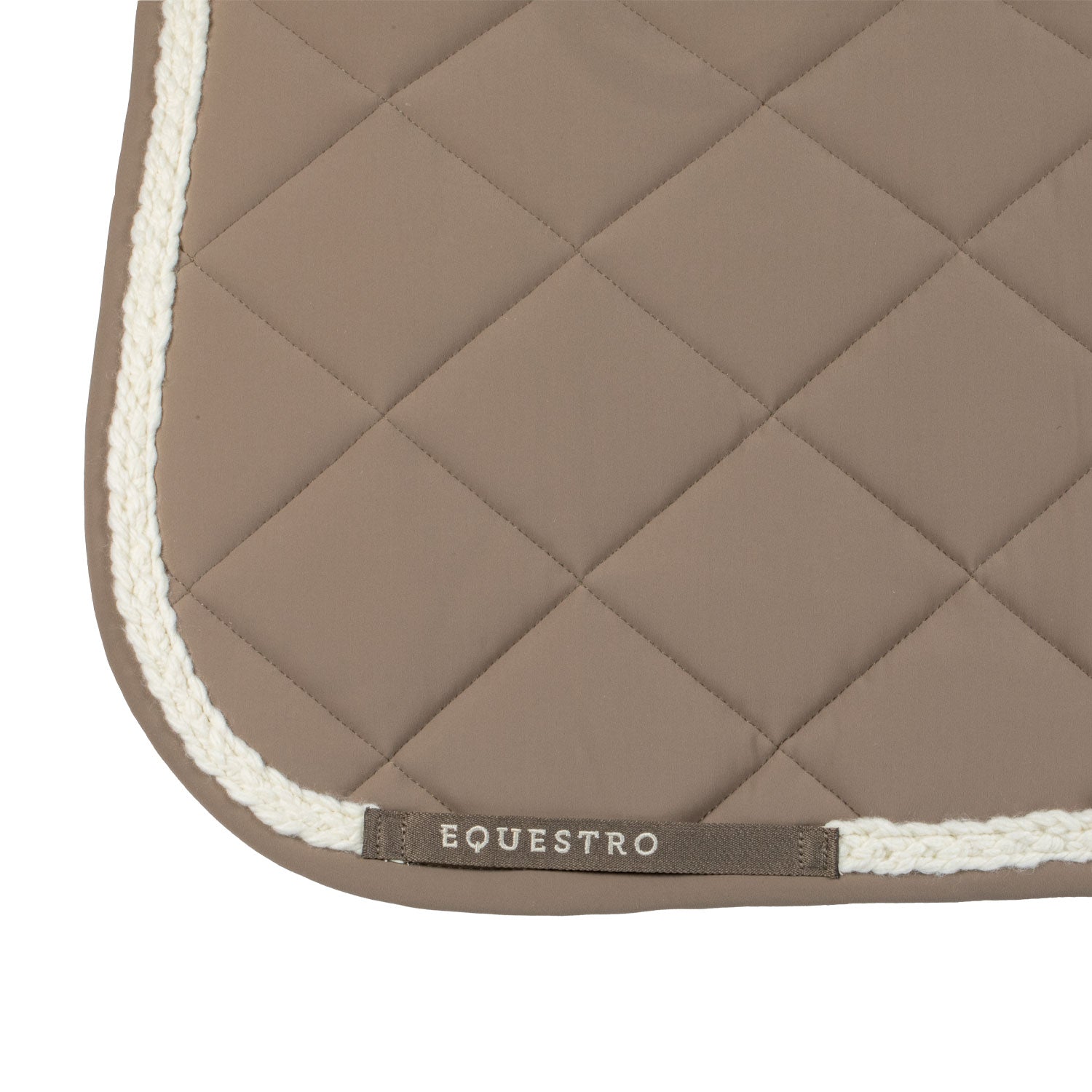 Lightweight riding saddle pad for training dressage