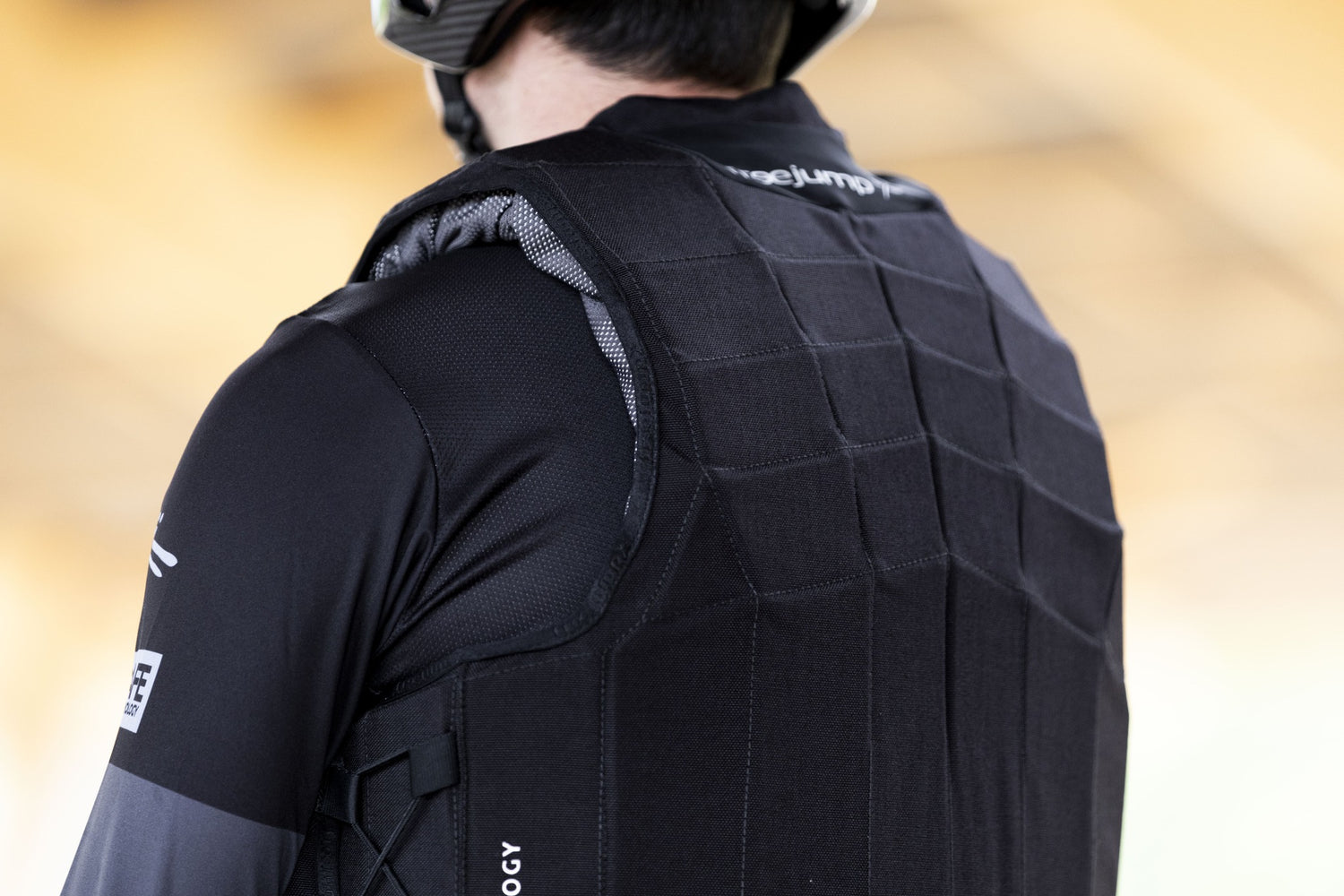Cross country eventing legal air vest