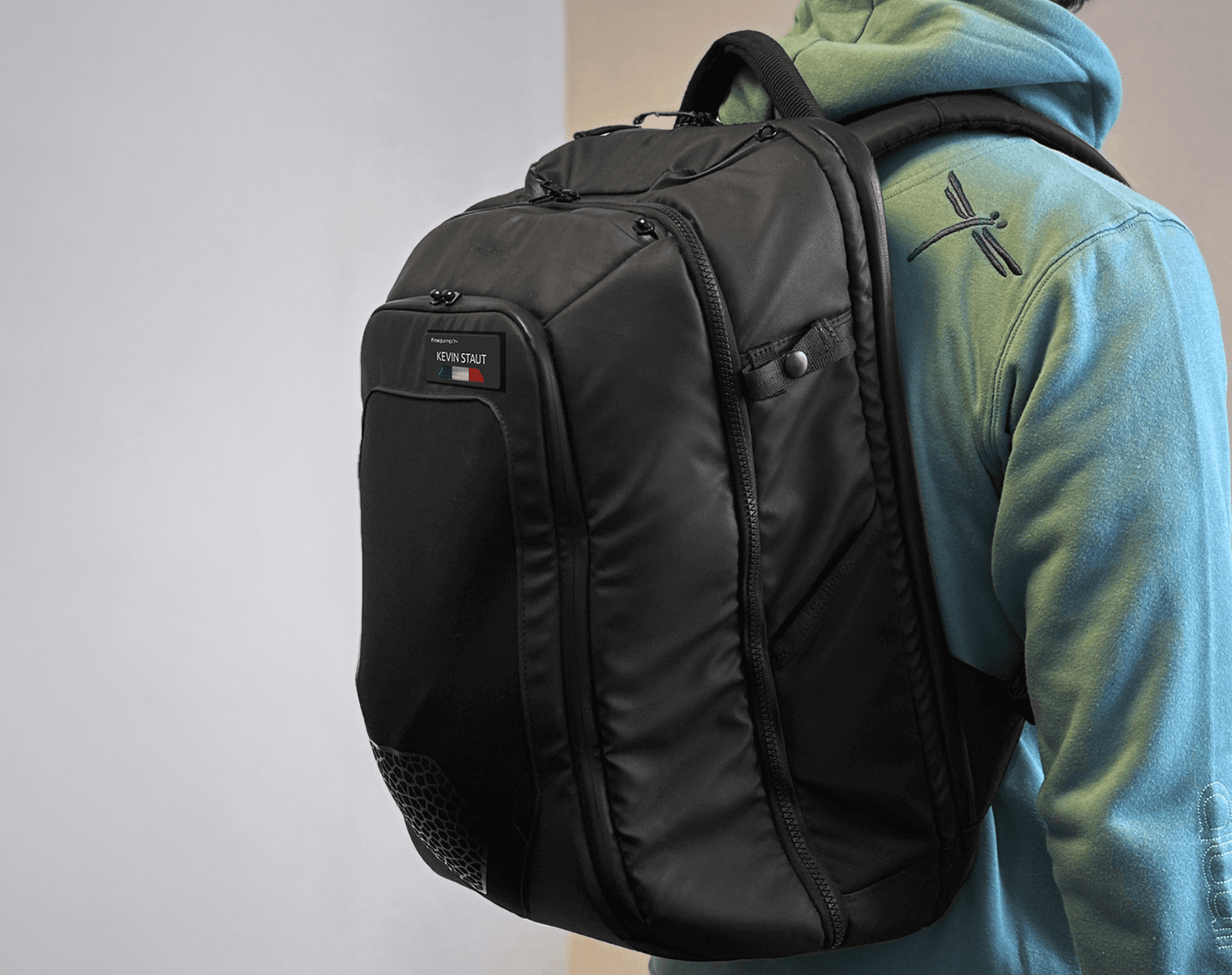 Freejump ring bag black