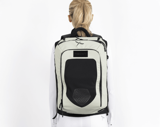 Freejump backpack white