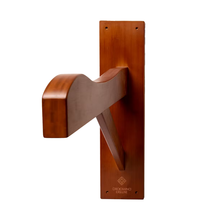 Modern saddle rack for stable organisation