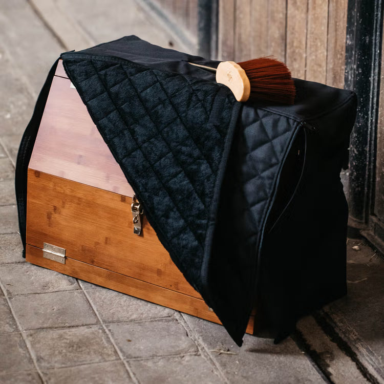 Grooming Deluxe
Show Grooming Box Cover