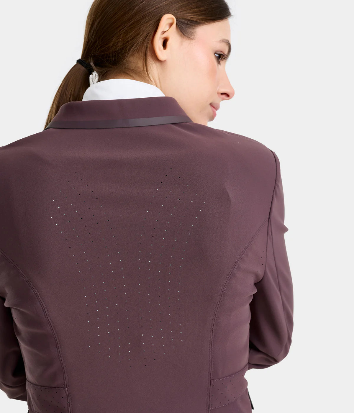 Perforated ladied show jacket in burgundy