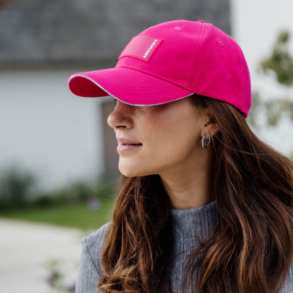 Kentucky Horsewear
Baseball Cap Rubber Logo
