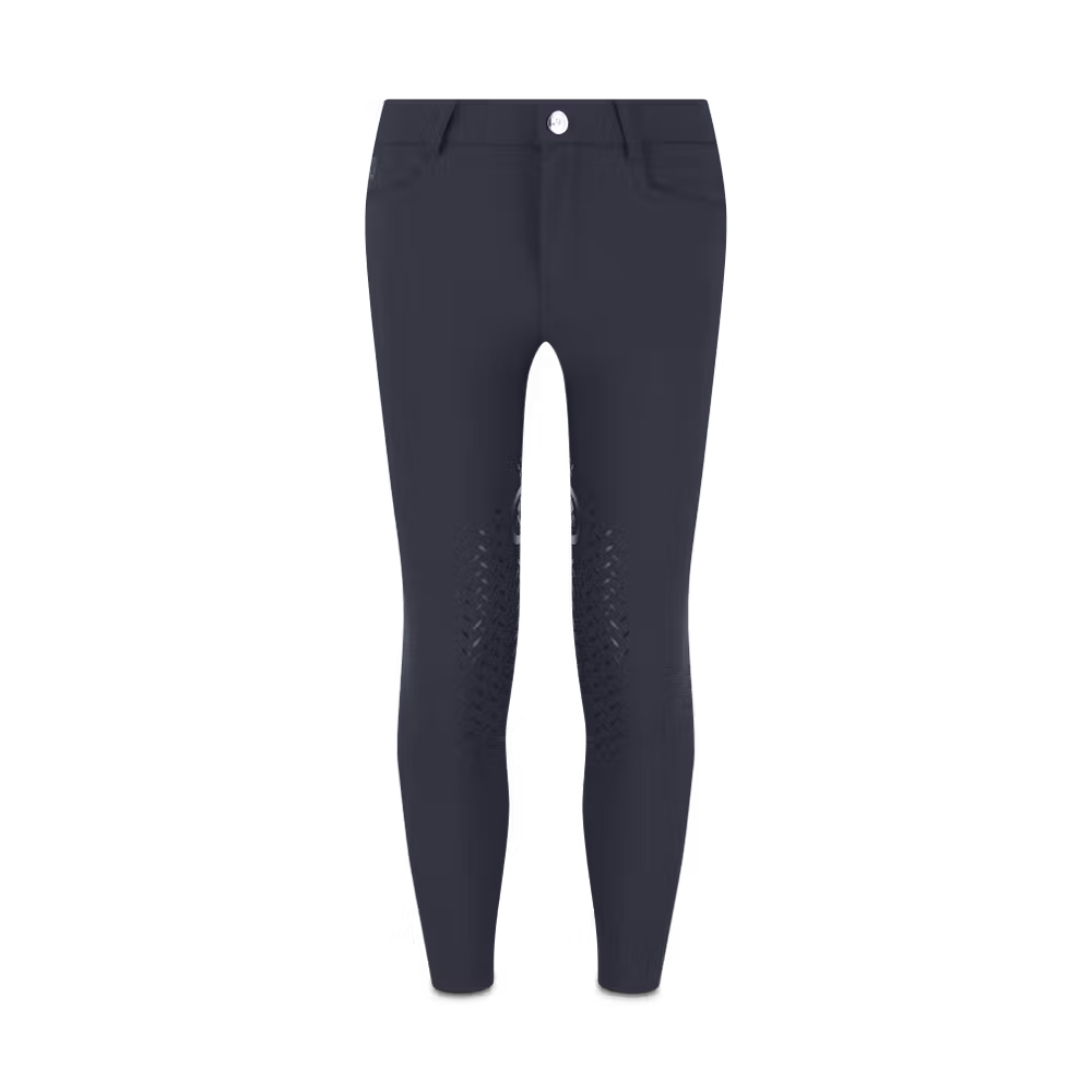  Breathable, stretchy fabric for all-day comfort