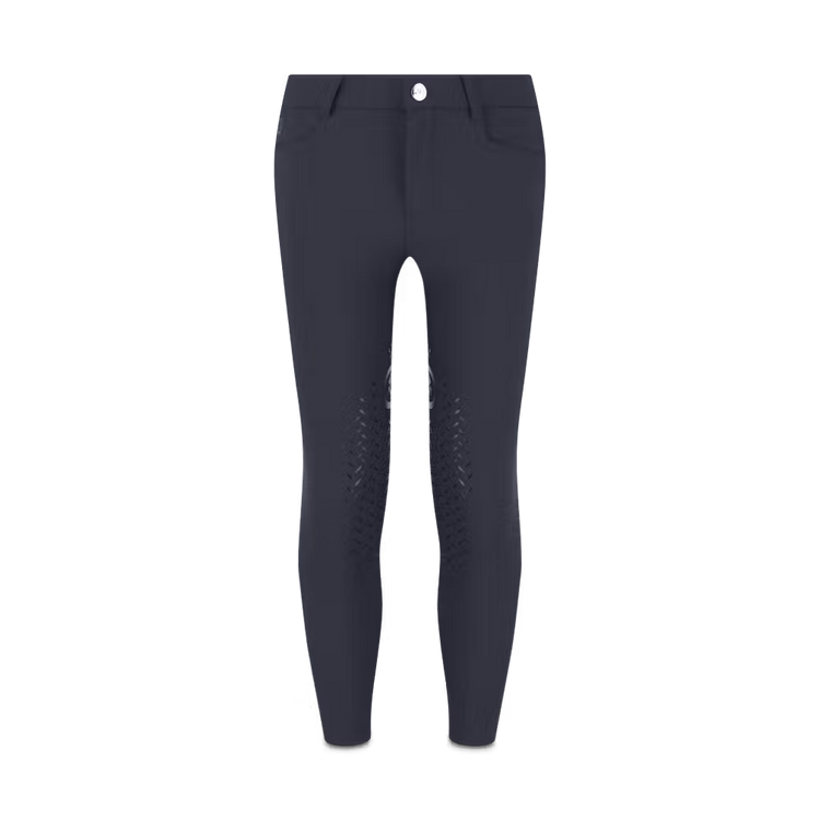  Breathable, stretchy fabric for all-day comfort