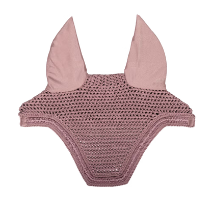 Extended neck part prevents slipping under the bridle