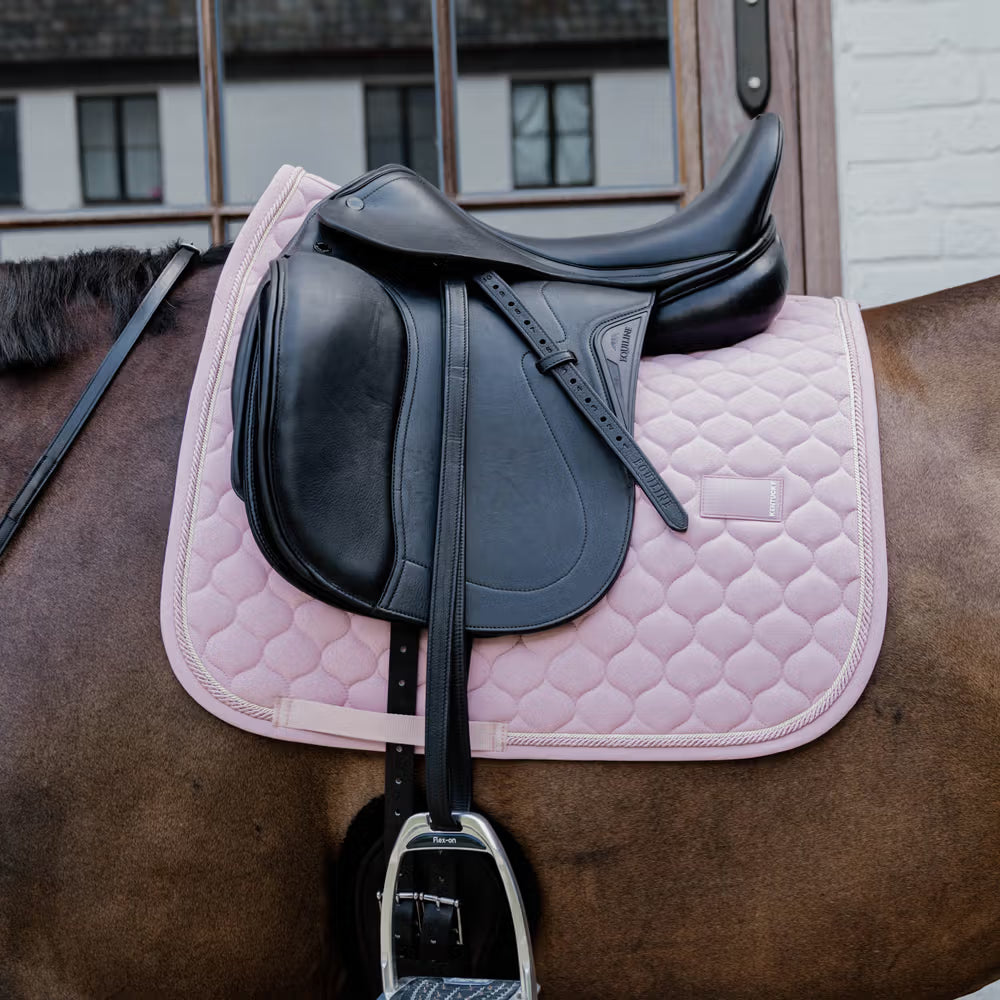 




Kentucky Horsewear
Saddle Pad Onion Quilt Rubber Logo Dressage
