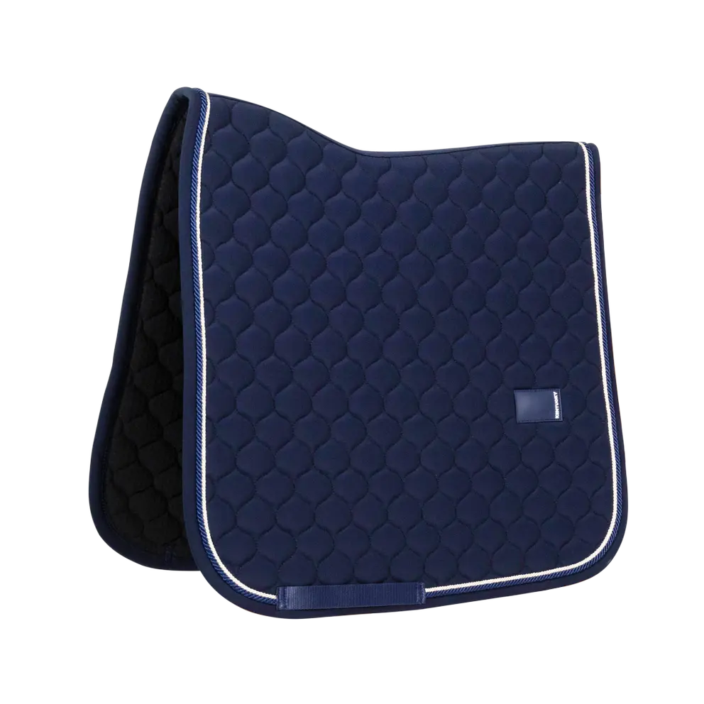 Dressage saddle pad