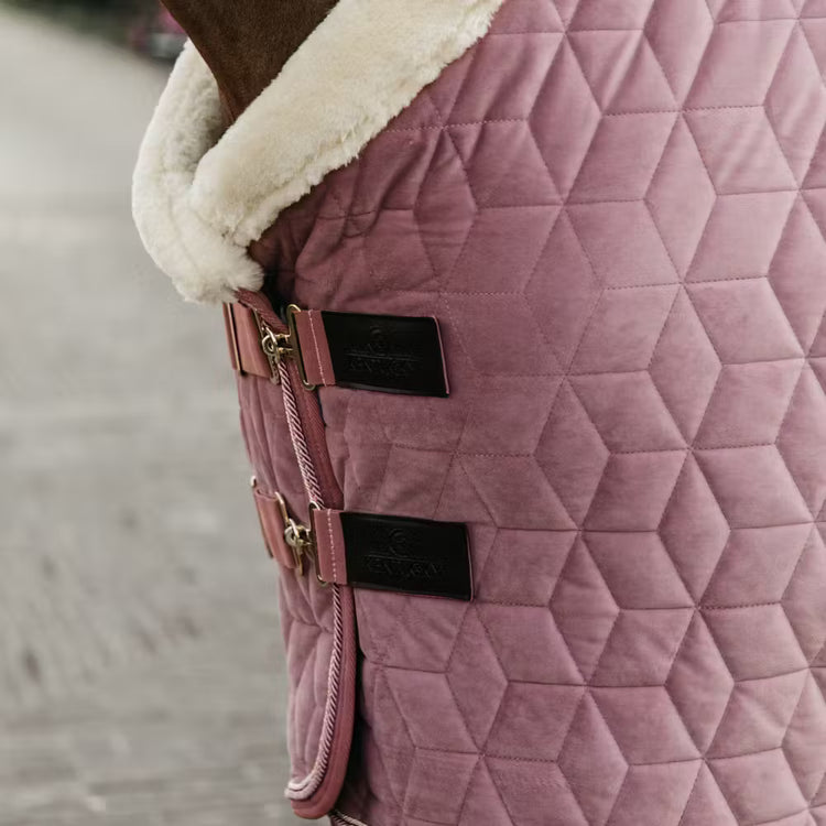 Chic velvet outside