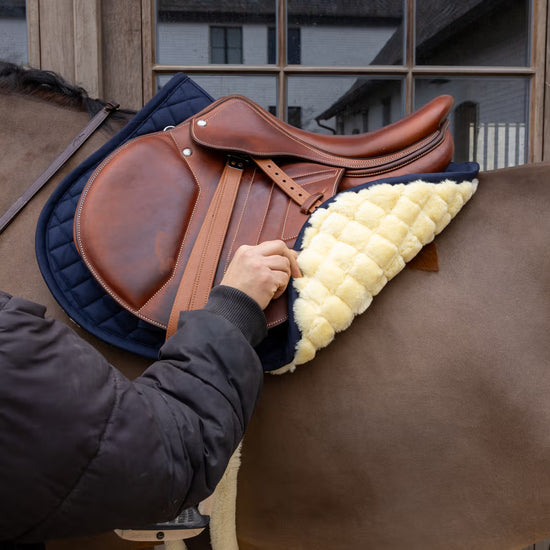 Kentucky Skin Friendly Sheepskin Diamond Saddle Pad full artificial sheepskin