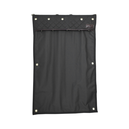 stable curtain 