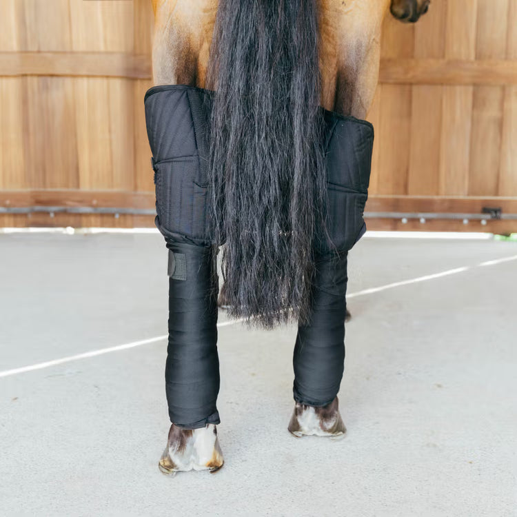 Artificial sheepskin on the hock