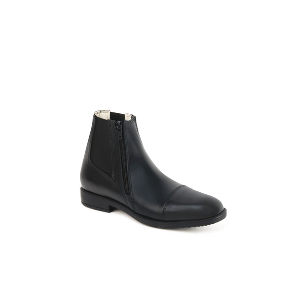 Short riding boots with side zip