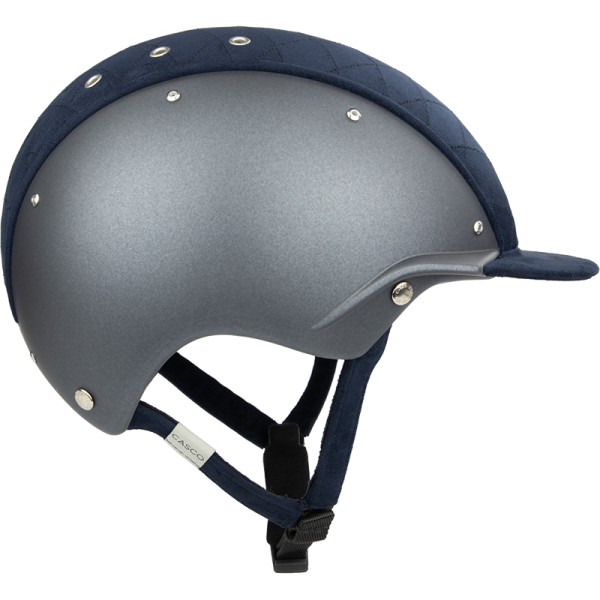 Comfortable riding helmet with advanced ventilation
