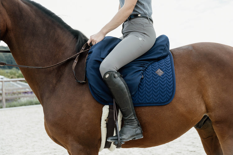Dressage waterproof saddle cover