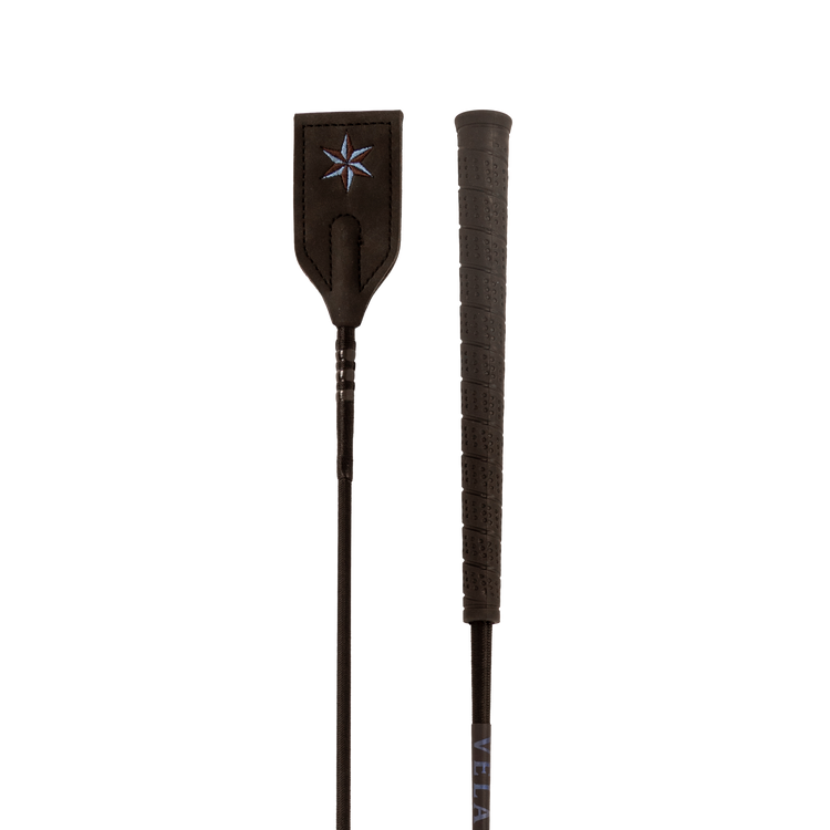Balanced jumping whip suitable for everyday riding and training sessions