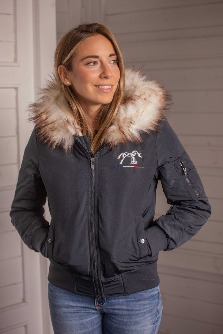 Casual equestrian jacket for women to wear at the stable and everyday.