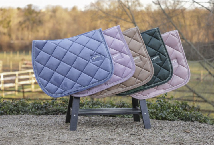 Diamond quilted horse saddle pad with thick padded construction.