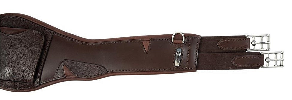 jumping girth with magnetic cover