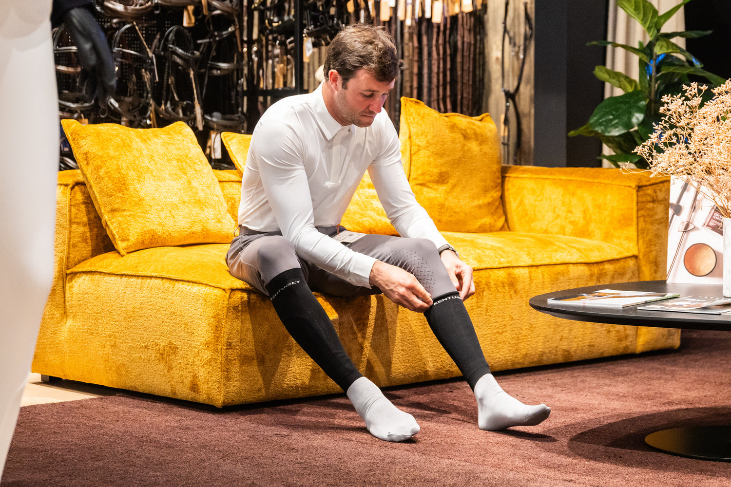 Man Breeches Knee Grip Mexico 