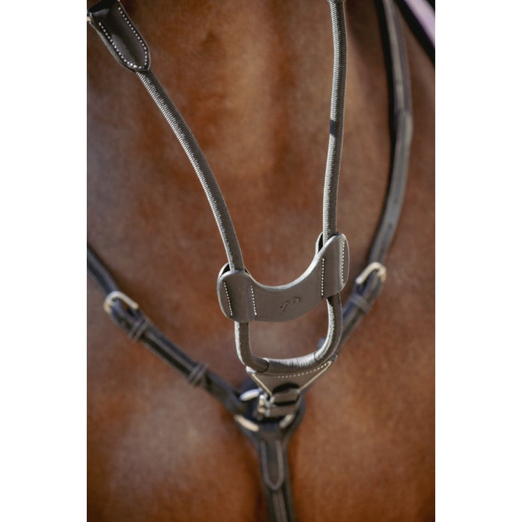 Elastic martingale fork for horses with flexible round straps for comfortable movement.
