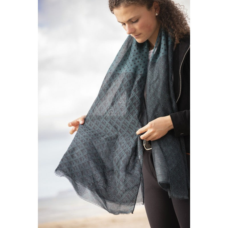 Equestrian style women&