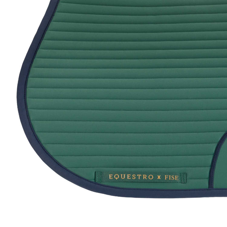 Equestro FISE 100 jumping saddle pad with horizontal band quilting