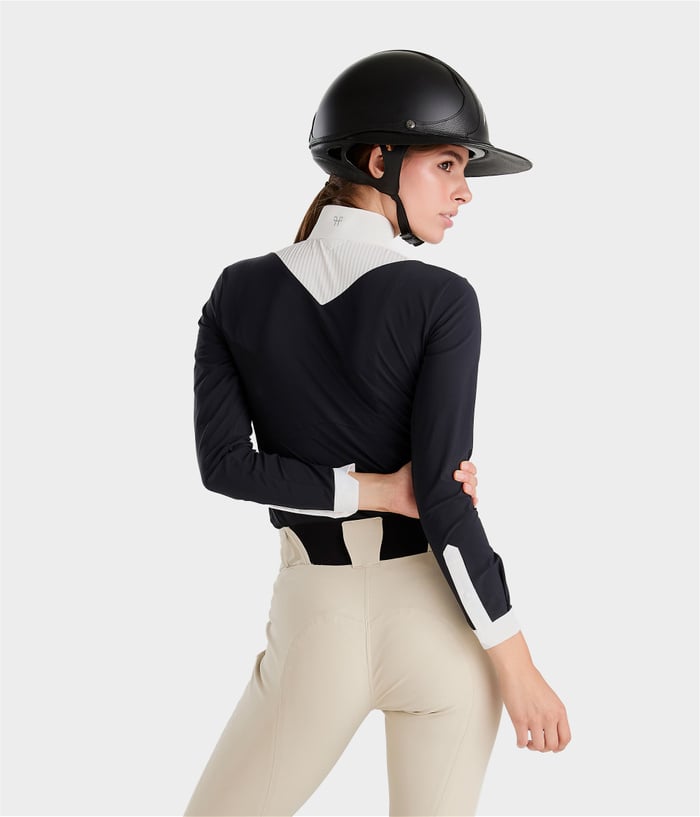 Breathable show shirt with ventilation panels
