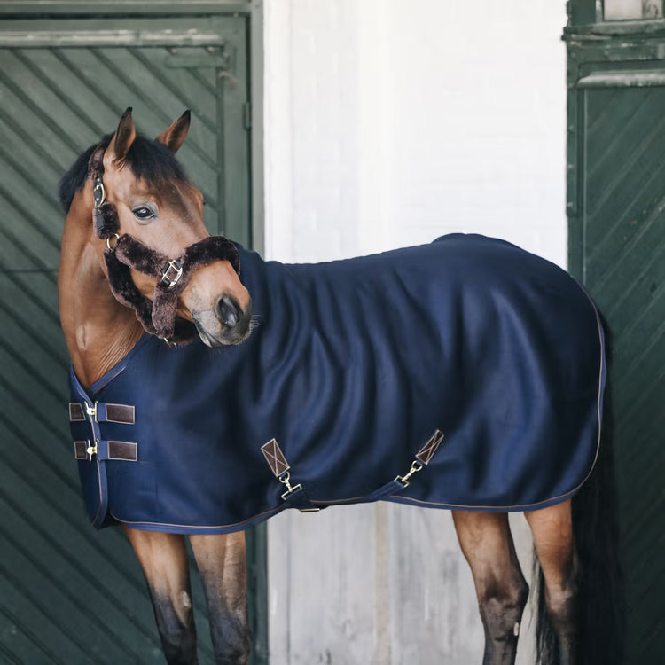 Kentucky Horsewear 3D Spacer horse rug with breathable cushioning material.