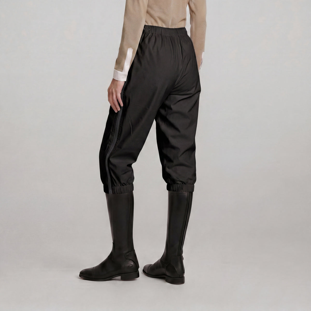 Kentucky rain breeches featuring a full-length waterproof zipper