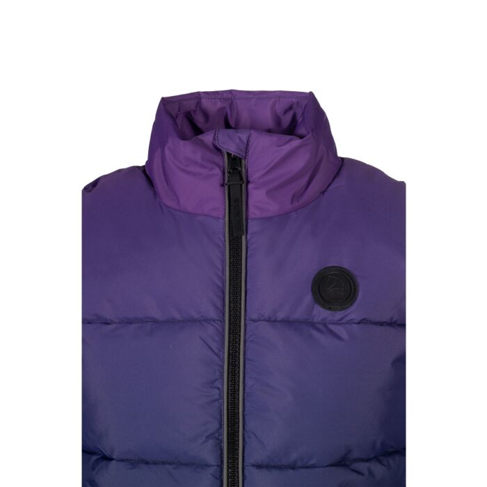 Kids equestrian vest with two-way zip for flexibility in the saddle