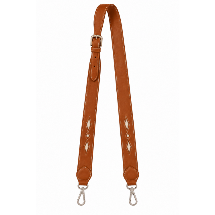 Leather shoulder strap featuring decorative contrast stitching